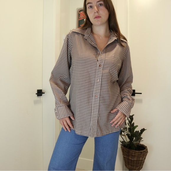 Vintage 1970s Saks Fifth Avenue Button Up - Picture 2 of 5